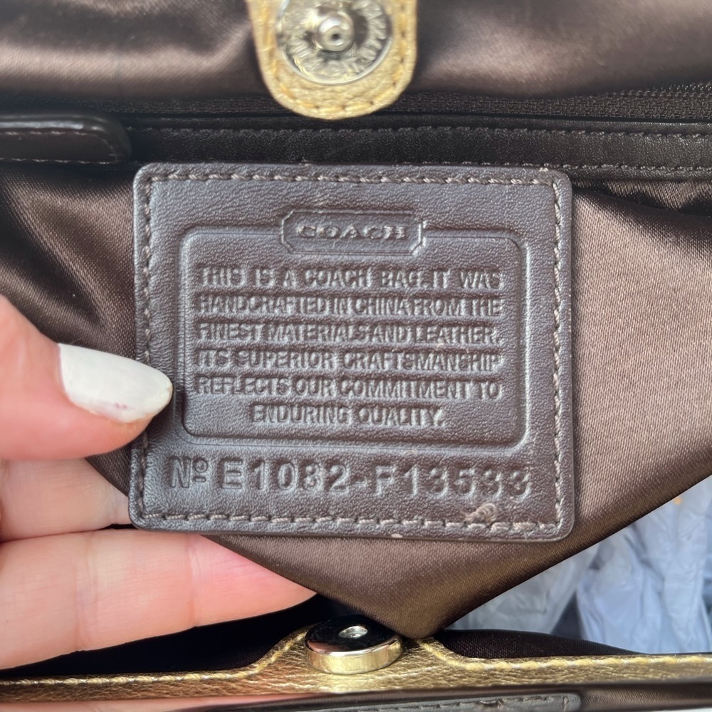 Coach SIgnature Handbag Purse Large "C" Satchel Tote Gold Tone Trim w/ Hangtag - Picture 4 of 14
